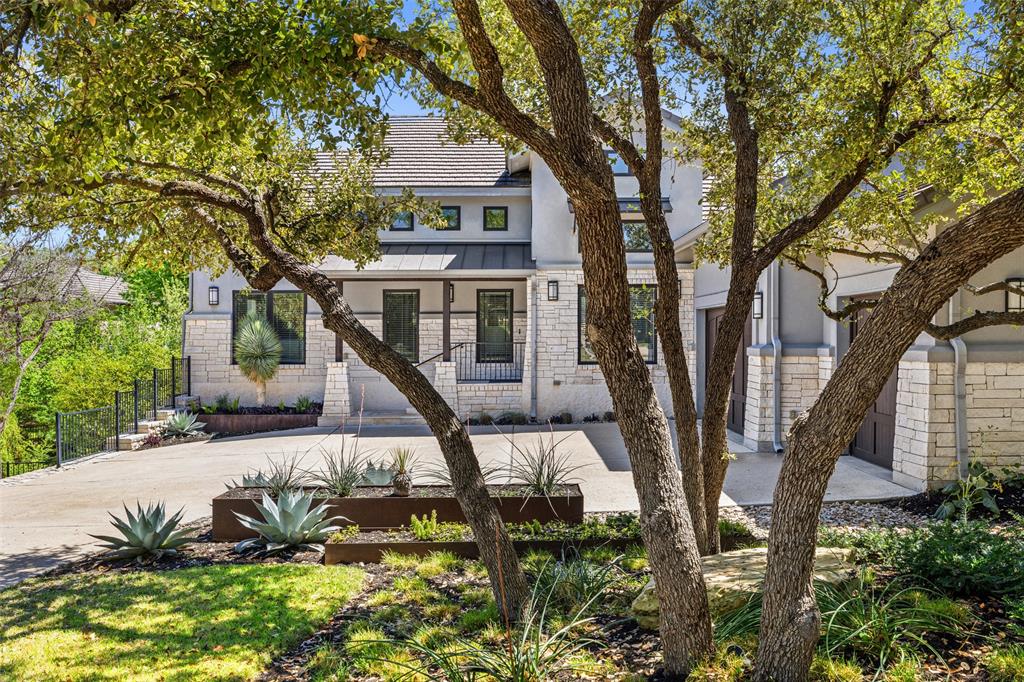 408 Luna Vista DR