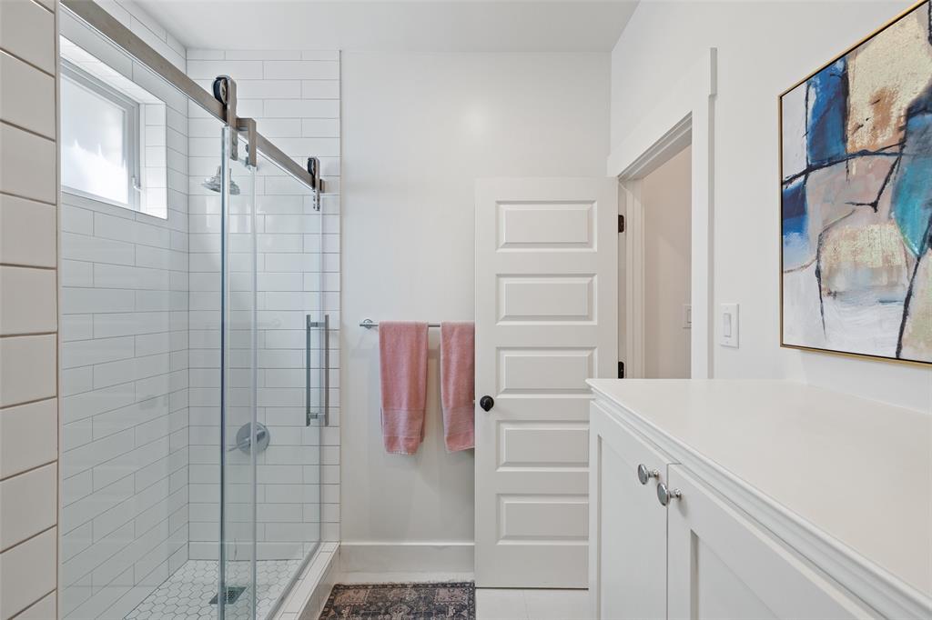 408 Luna Vista DR