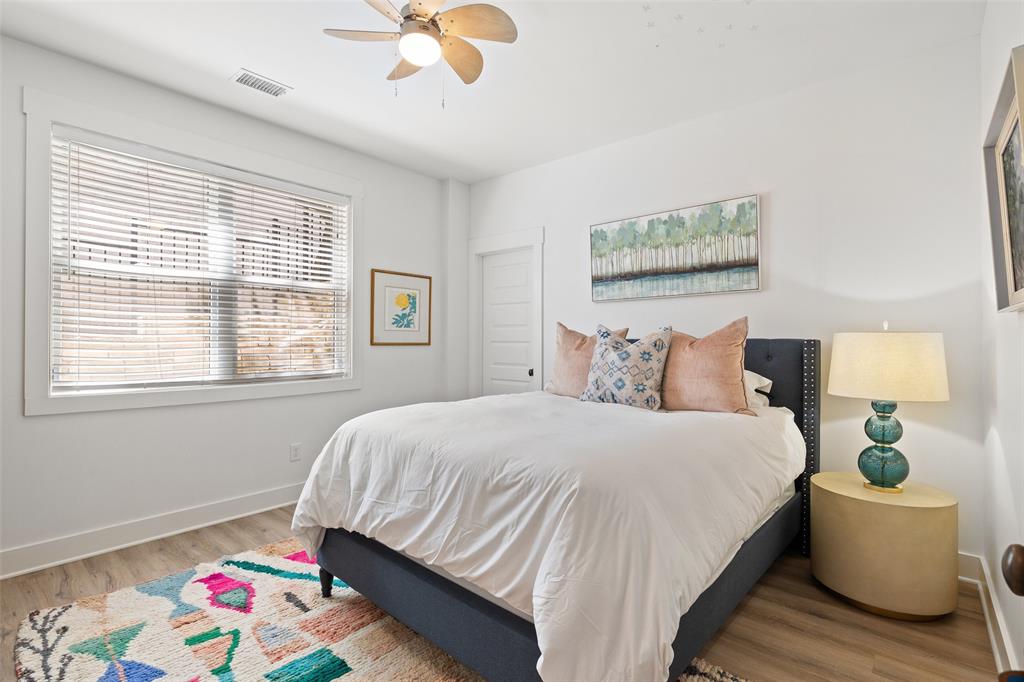 408 Luna Vista DR
