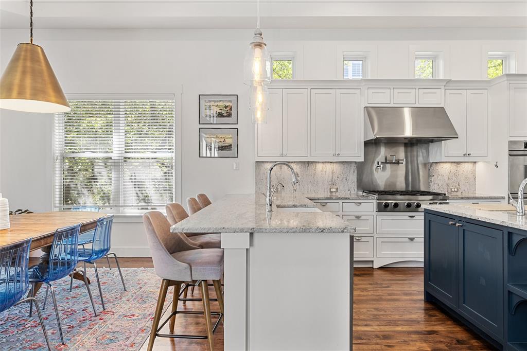 408 Luna Vista DR