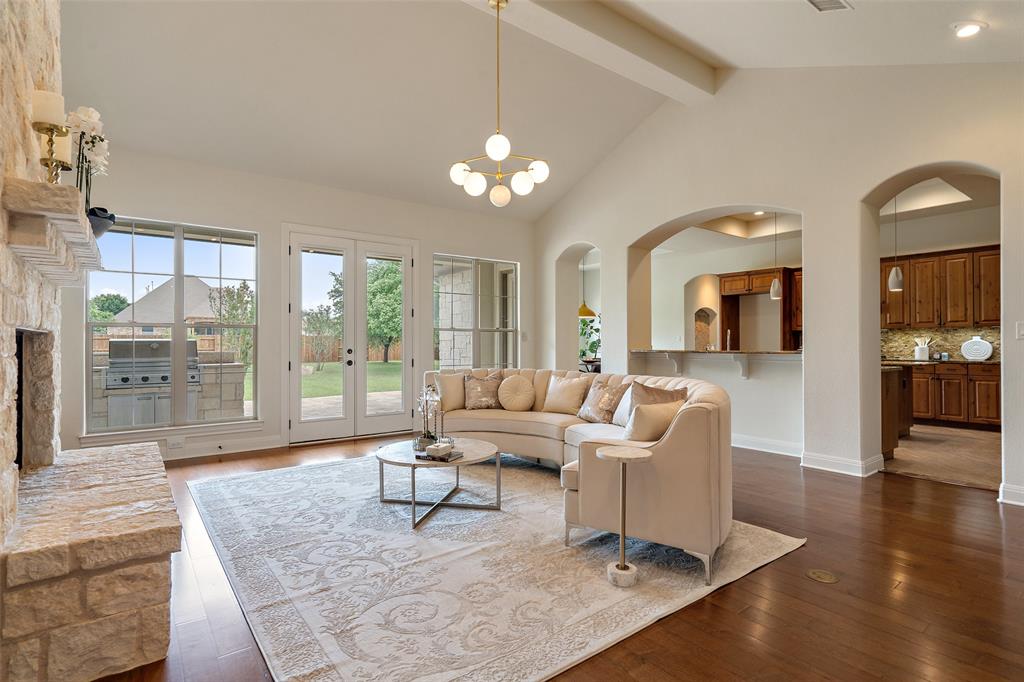 2700 Bear Springs TRL