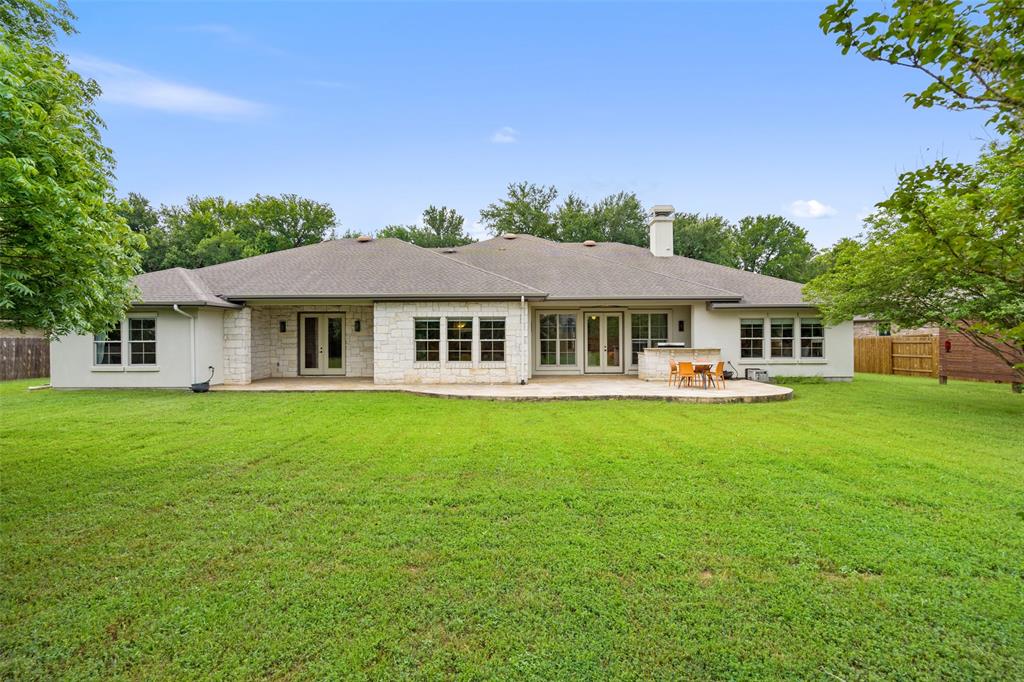 2700 Bear Springs TRL
