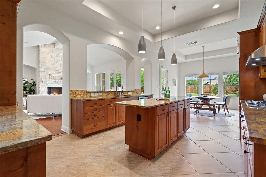 2700 Bear Springs TRL