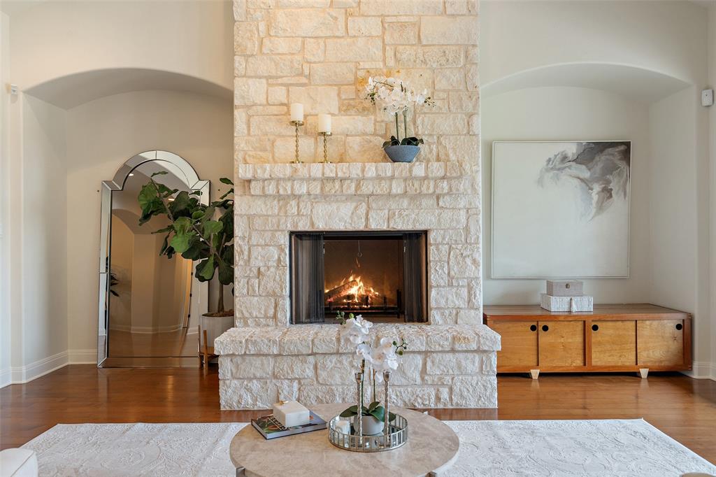 2700 Bear Springs TRL
