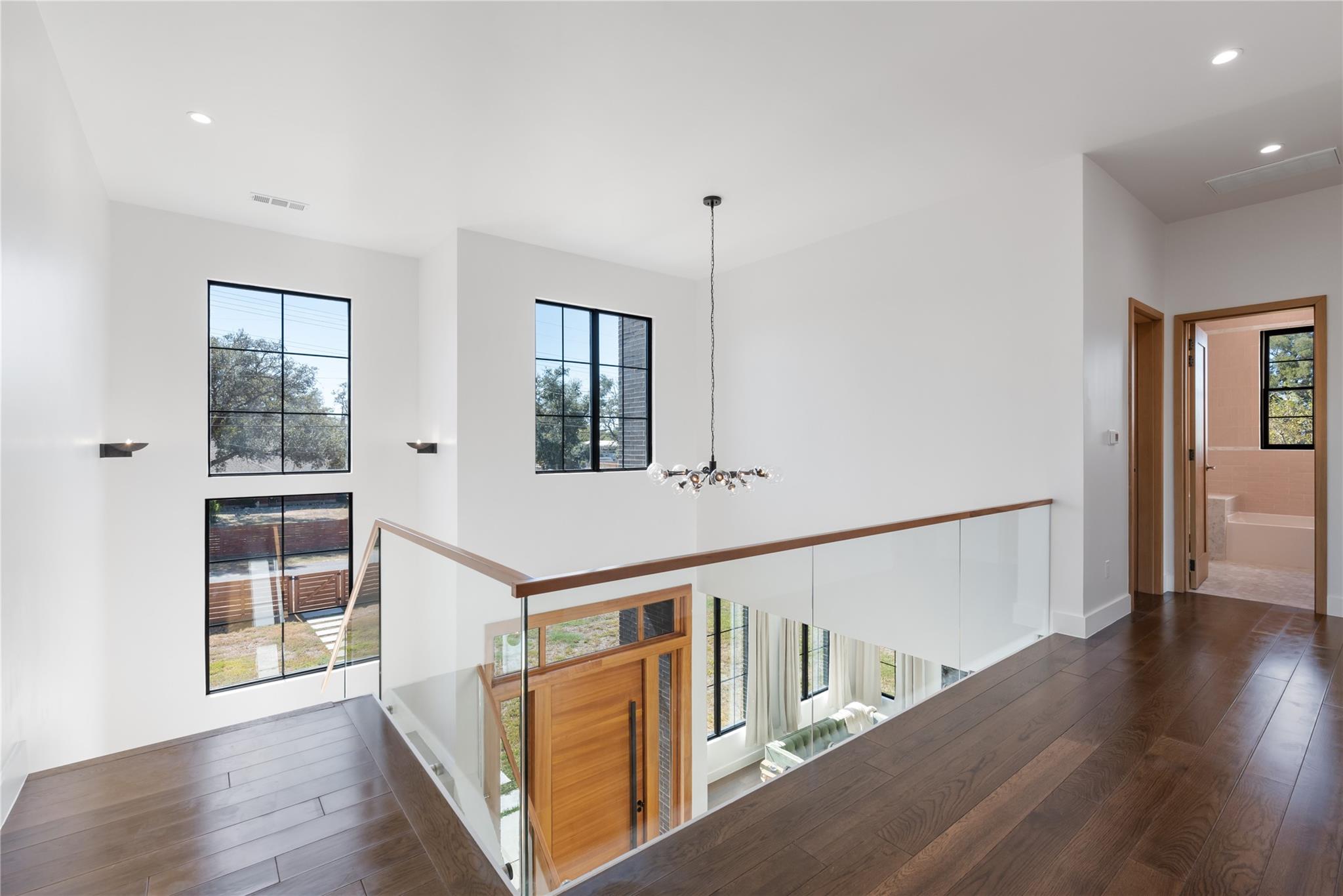 1701 Saracen RD