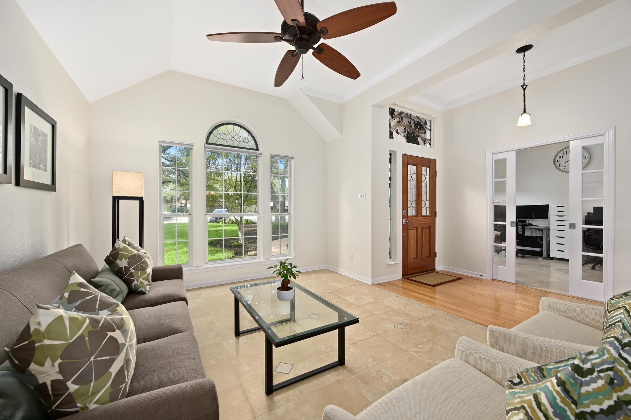 1600 Sharon PL
