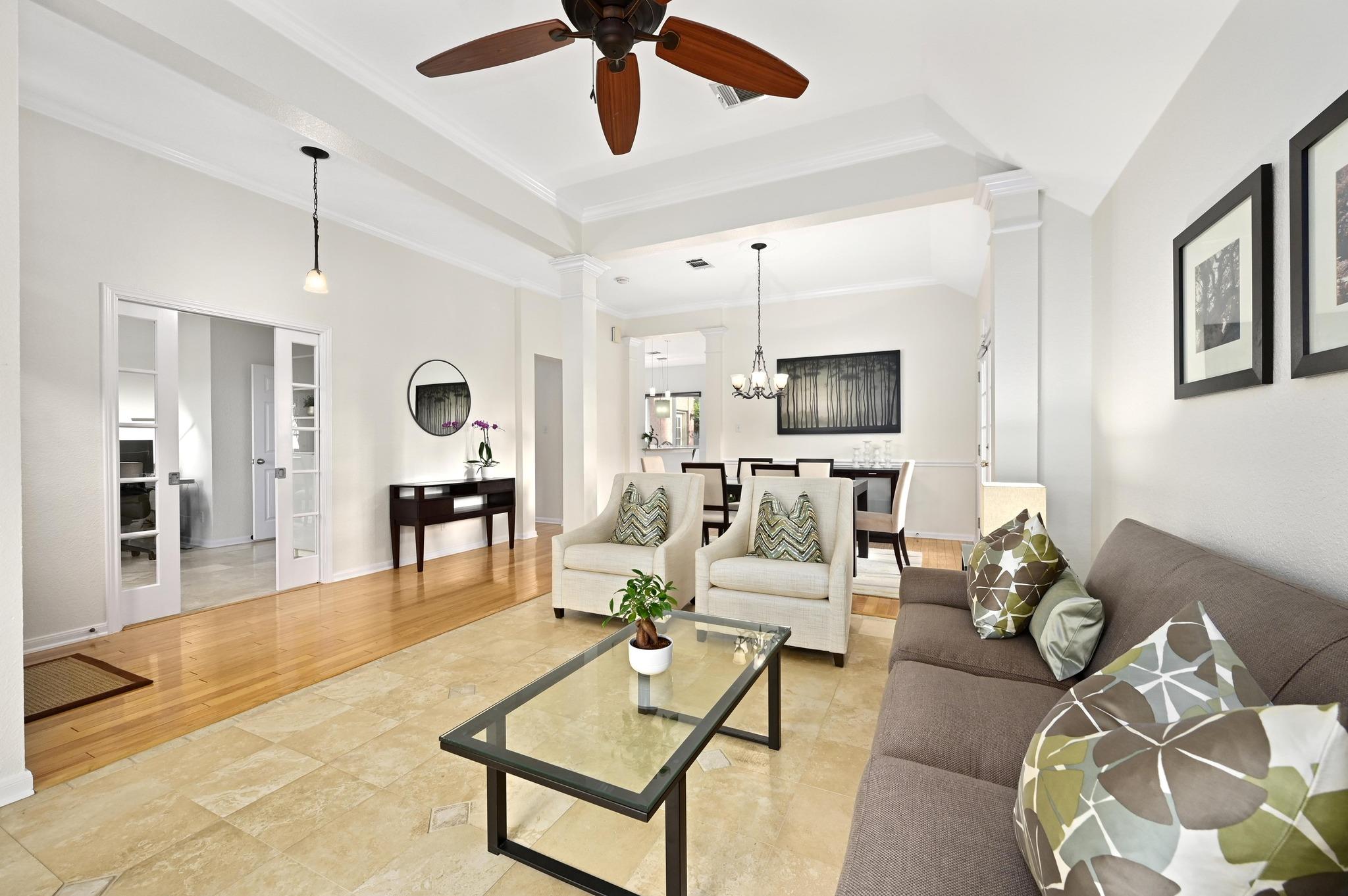1600 Sharon PL