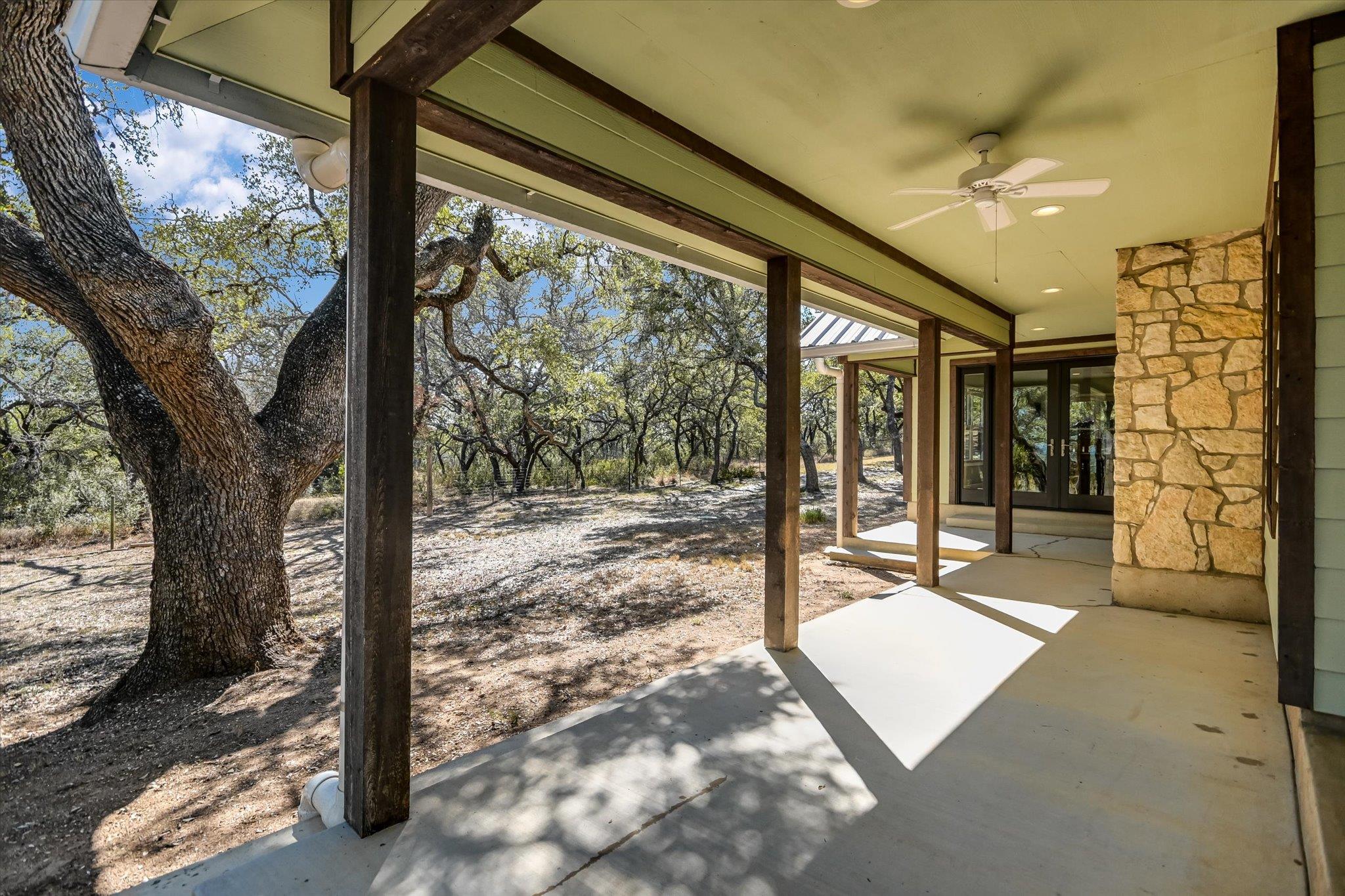 878 Ranch Road 2766