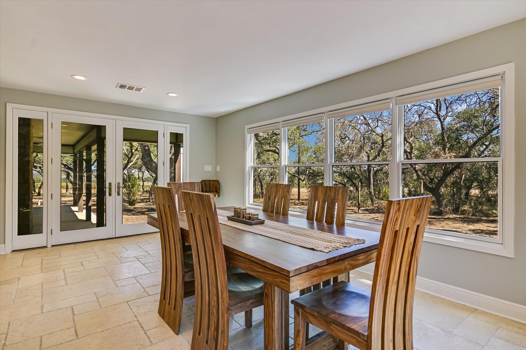 878 Ranch Road 2766