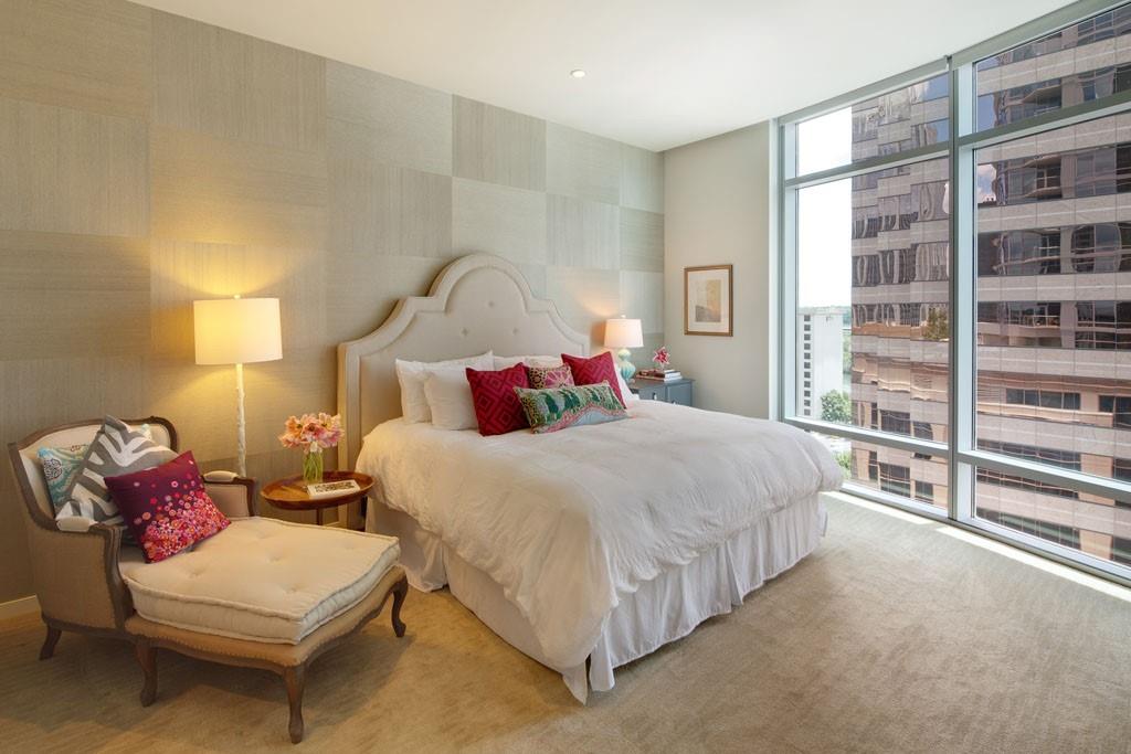 200 Congress Ave # 11C