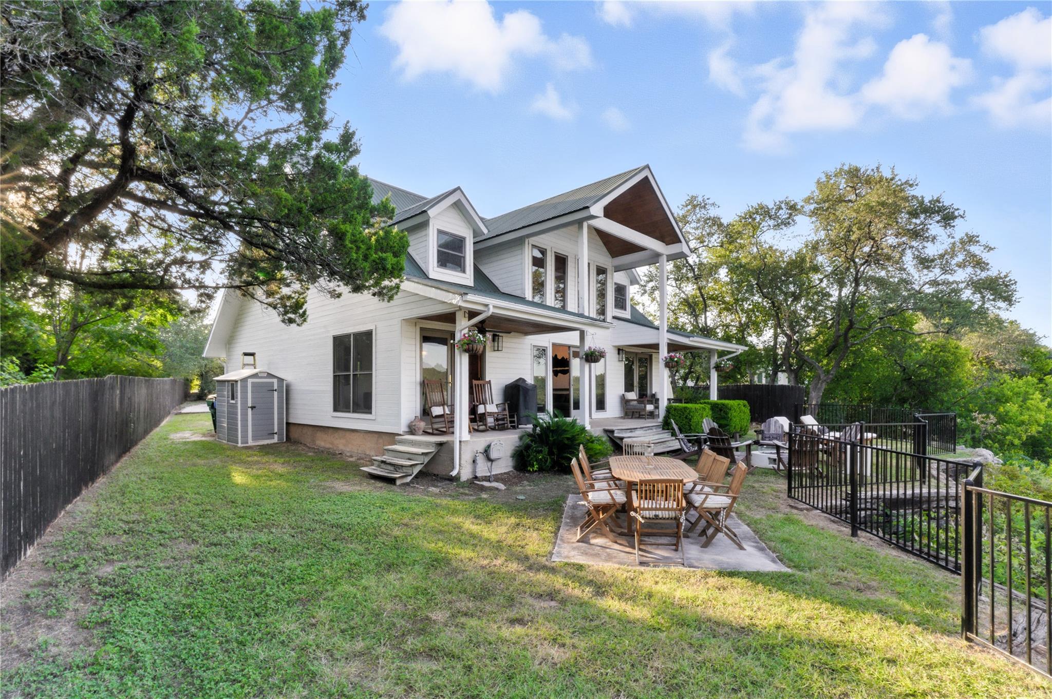 11103 Lakeside DR