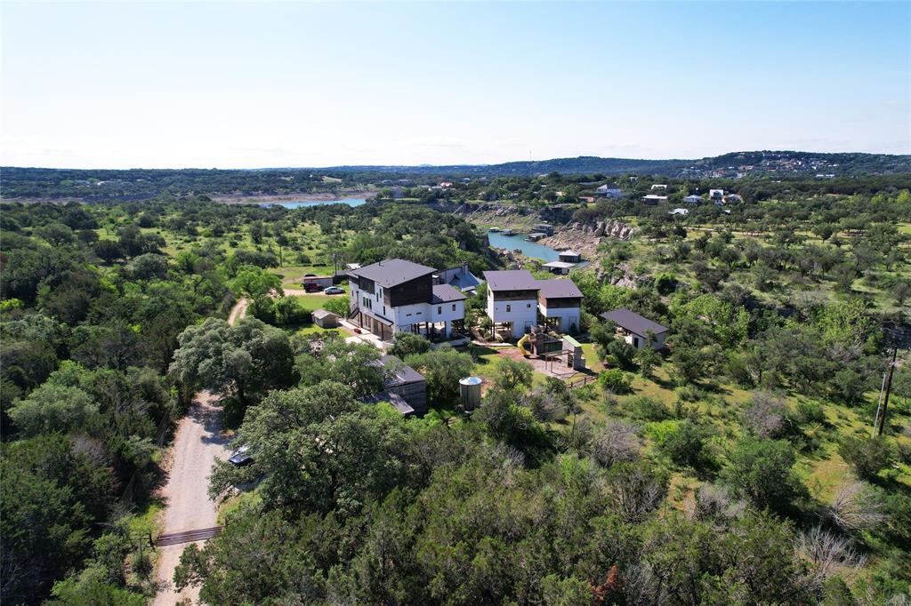 1907 N Pace Bend RD