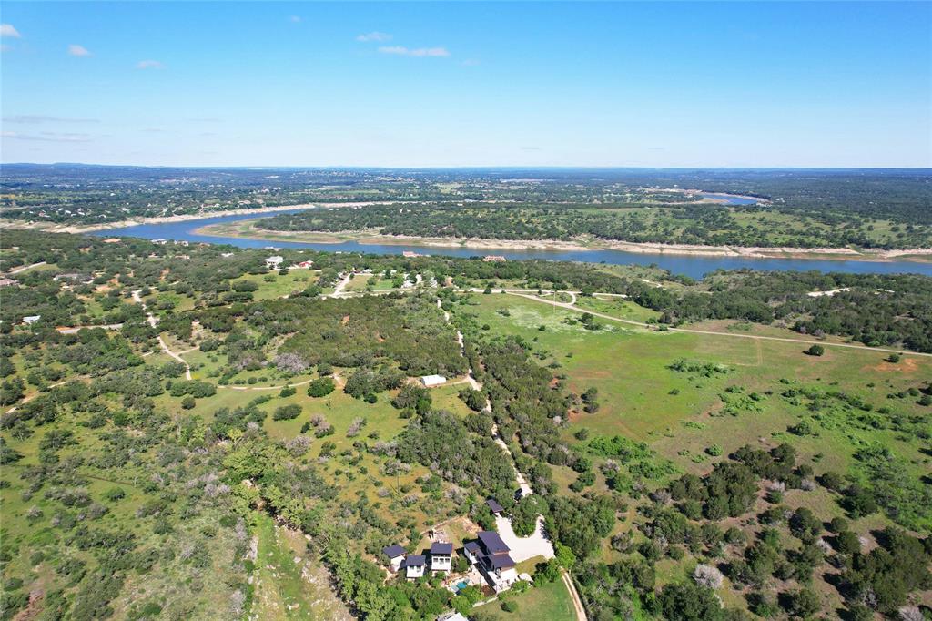 1907 N Pace Bend RD