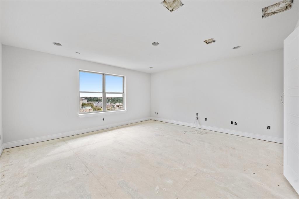 4703 SERENE HILLS DR