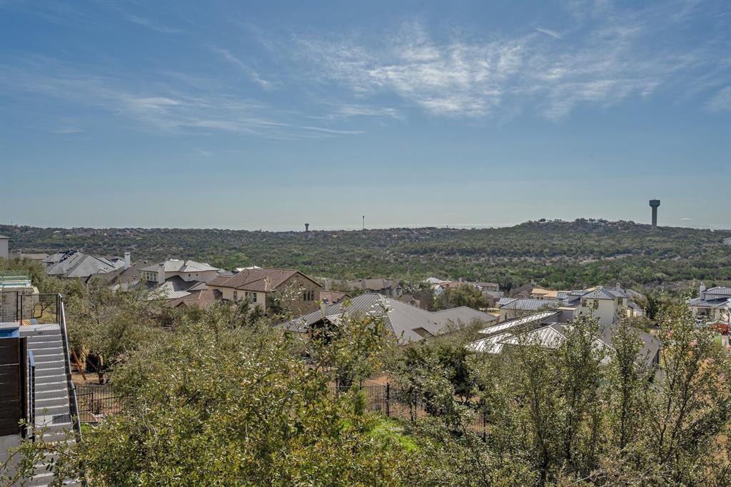 4703 SERENE HILLS DR