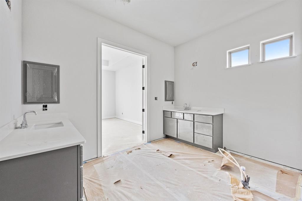 4703 SERENE HILLS DR