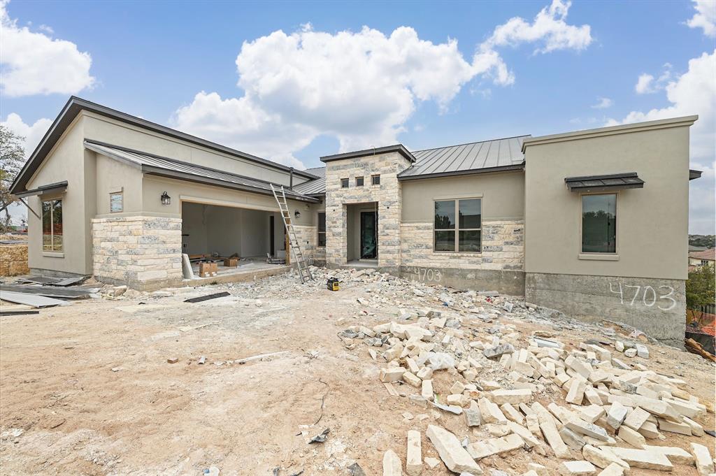 4703 SERENE HILLS DR