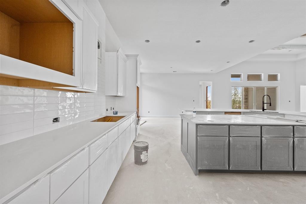 4703 SERENE HILLS DR