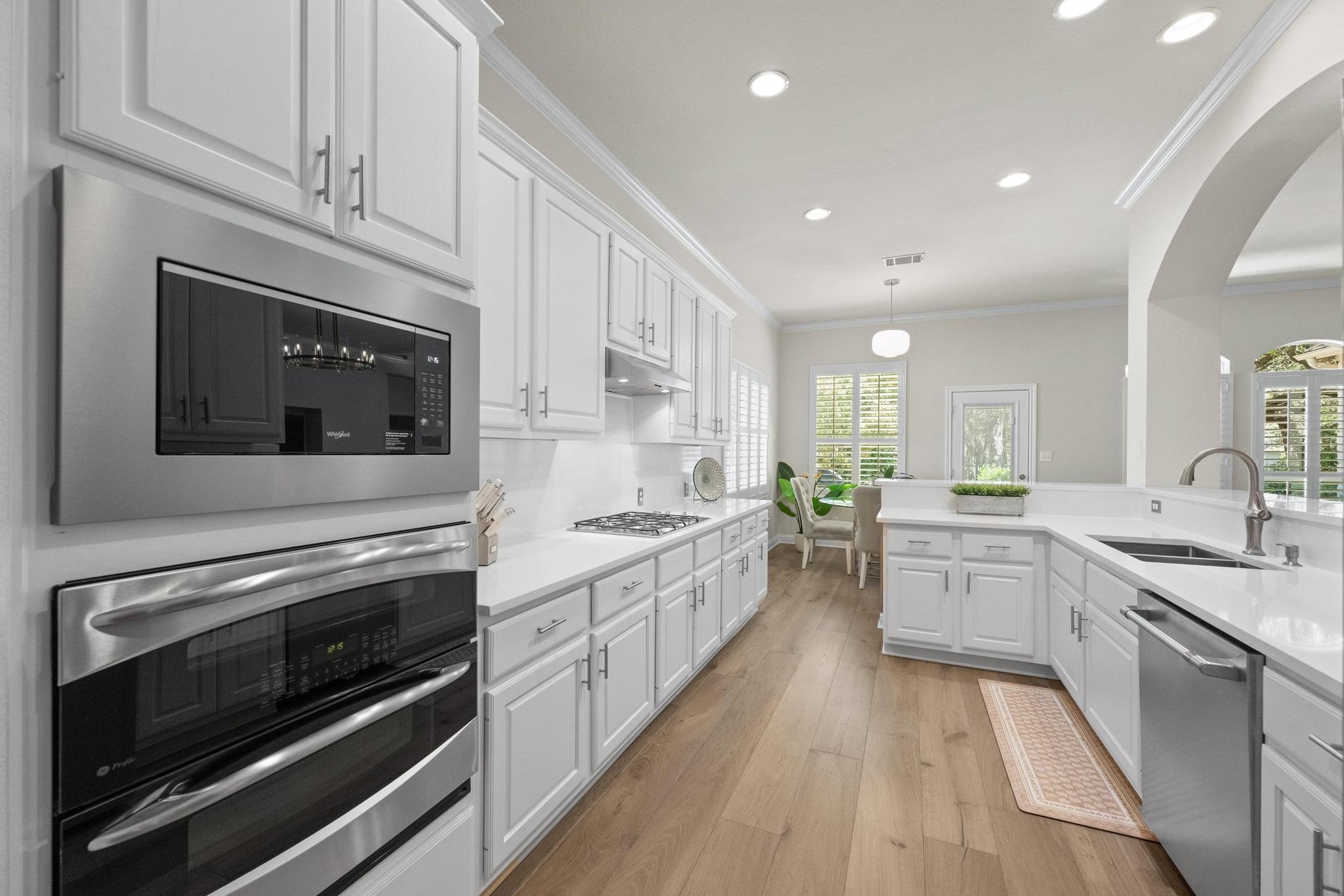 5000 Mission Oaks Blvd. BLVD # 47