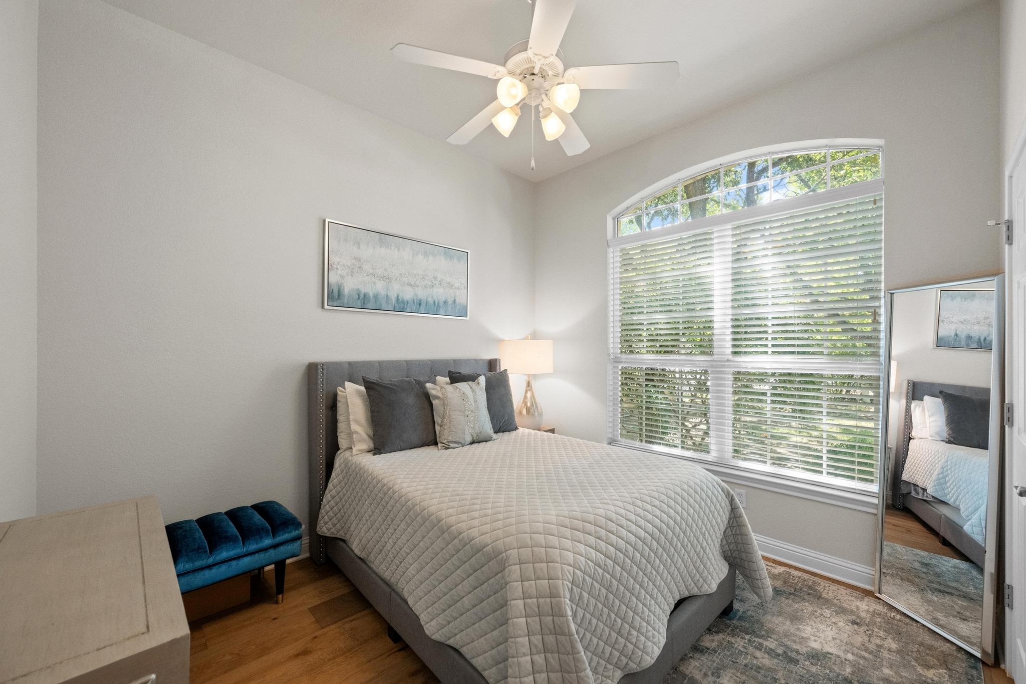 5000 Mission Oaks Blvd. BLVD # 47