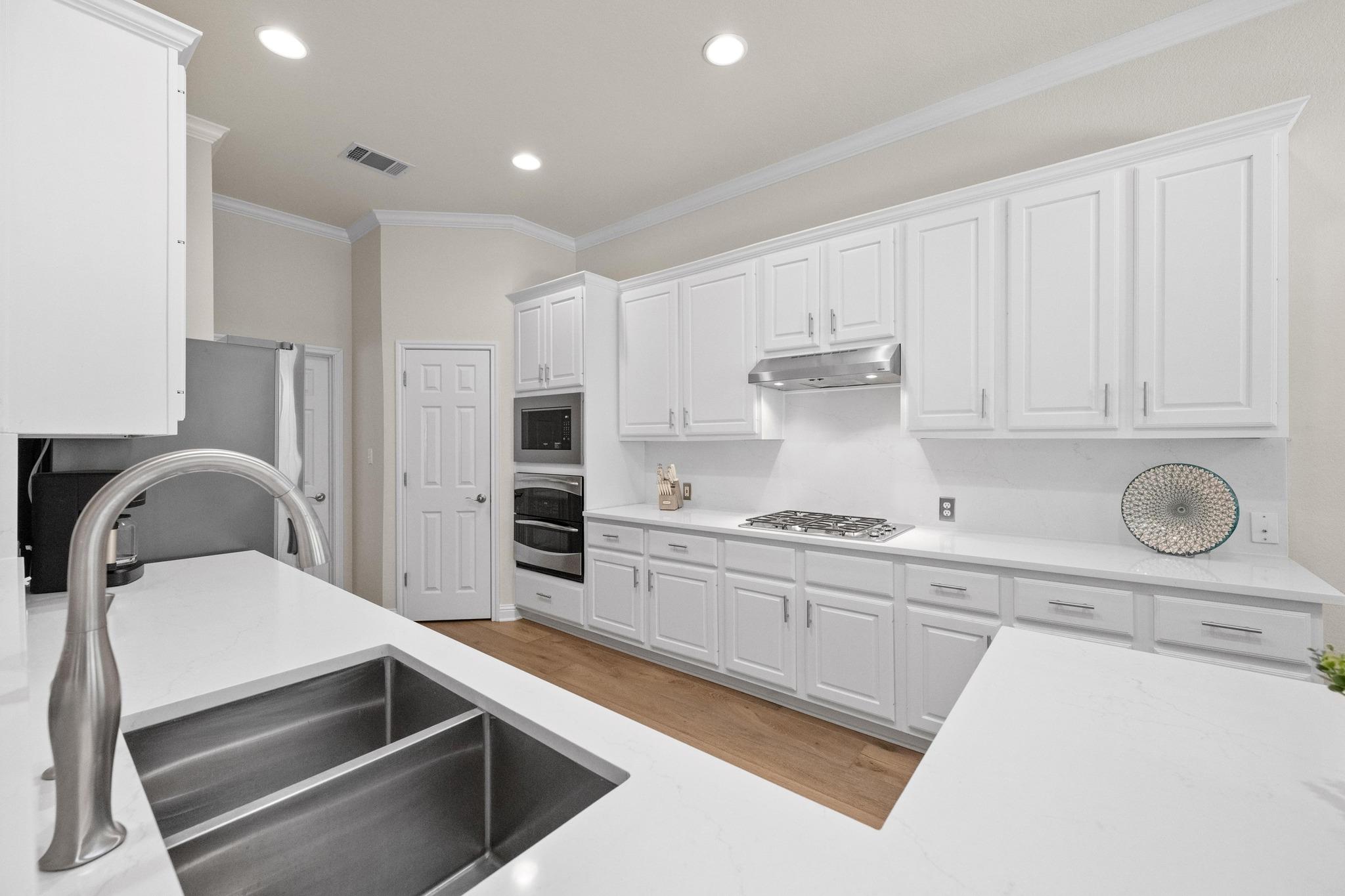 5000 Mission Oaks Blvd. BLVD # 47