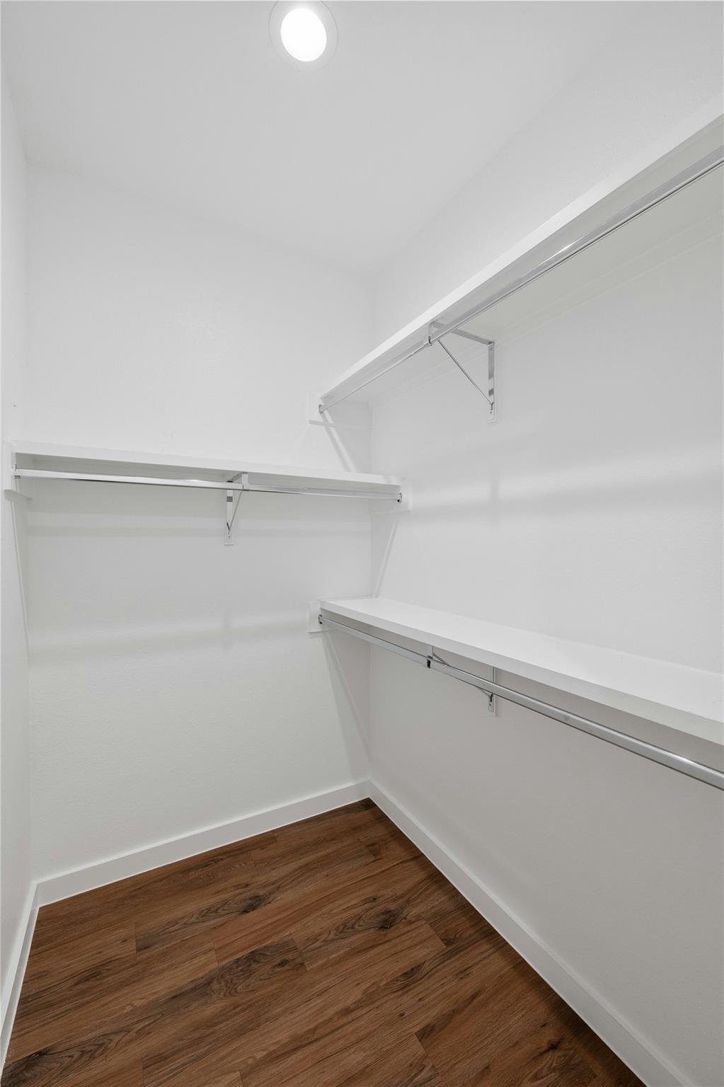 3809 Valley View RD # 10