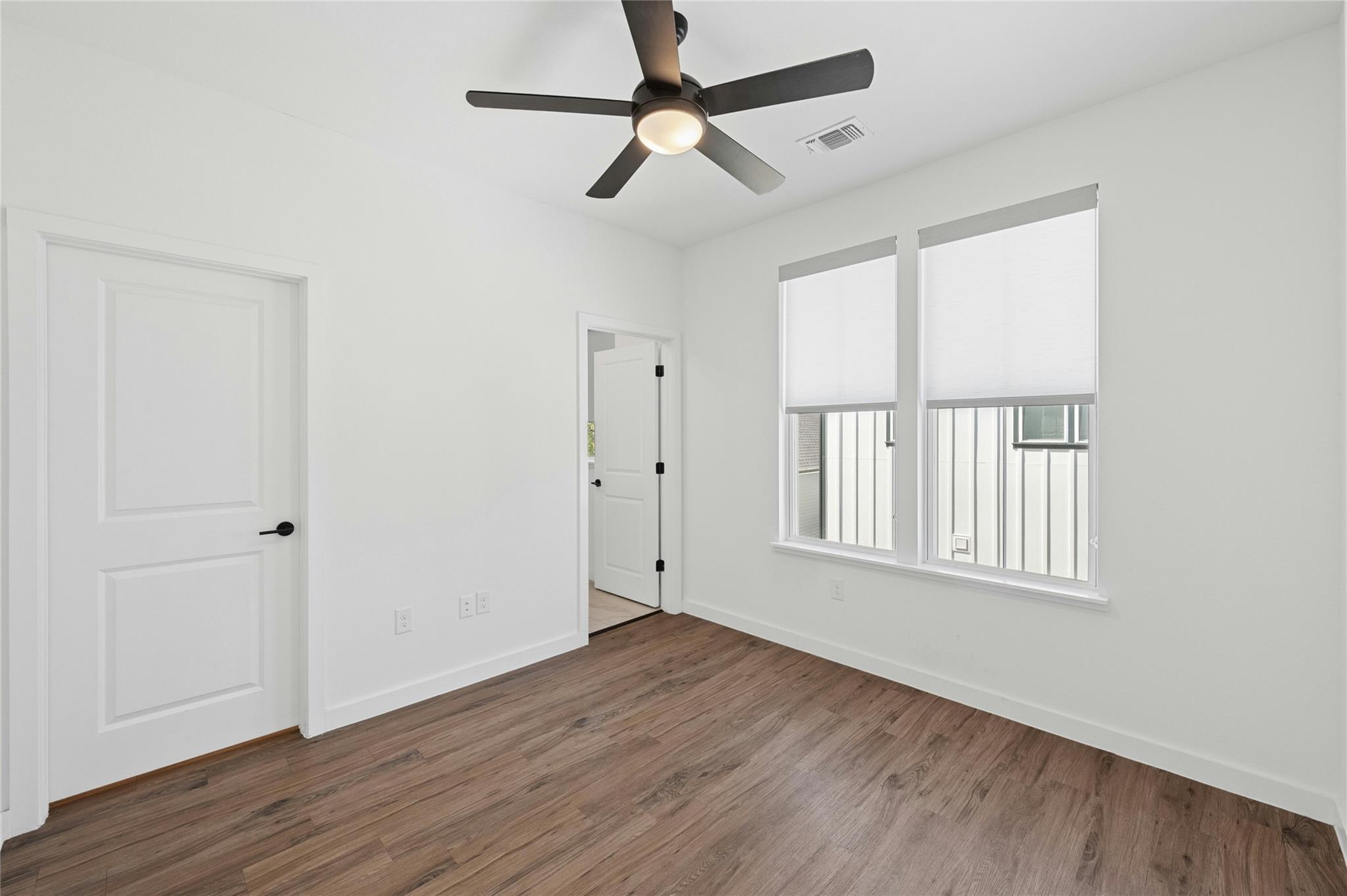 3809 Valley View RD # 10