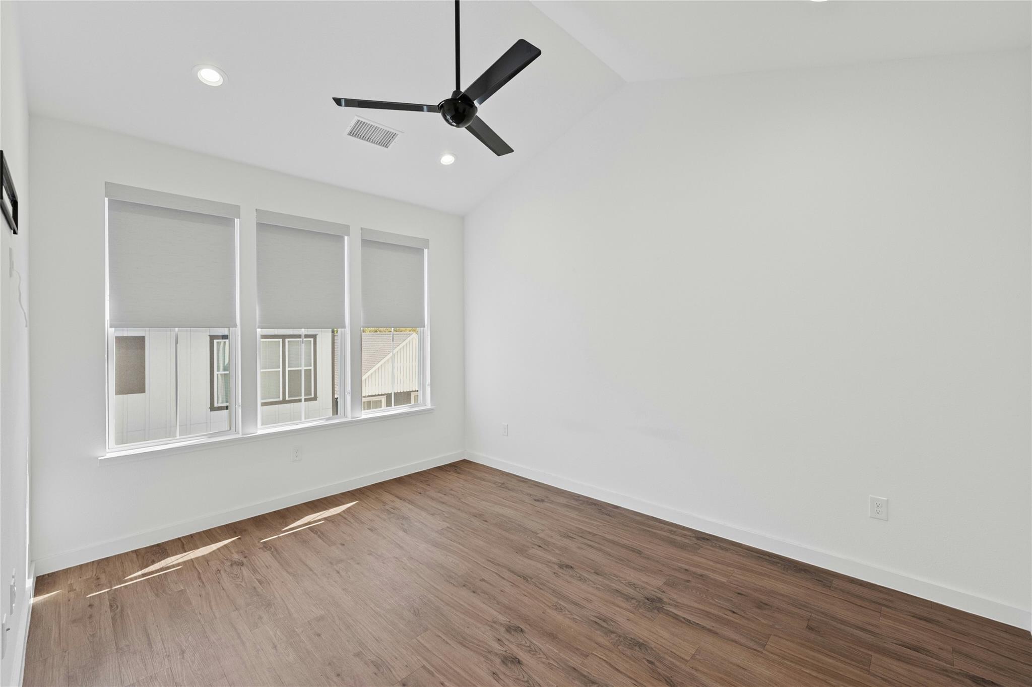 3809 Valley View RD # 10