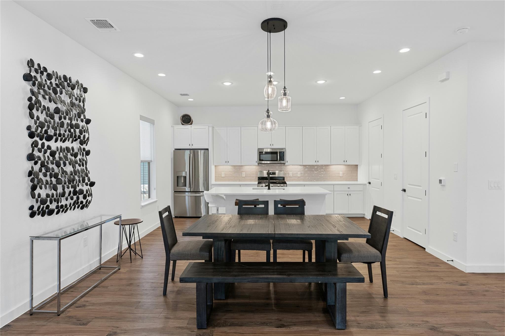 3809 Valley View RD # 10