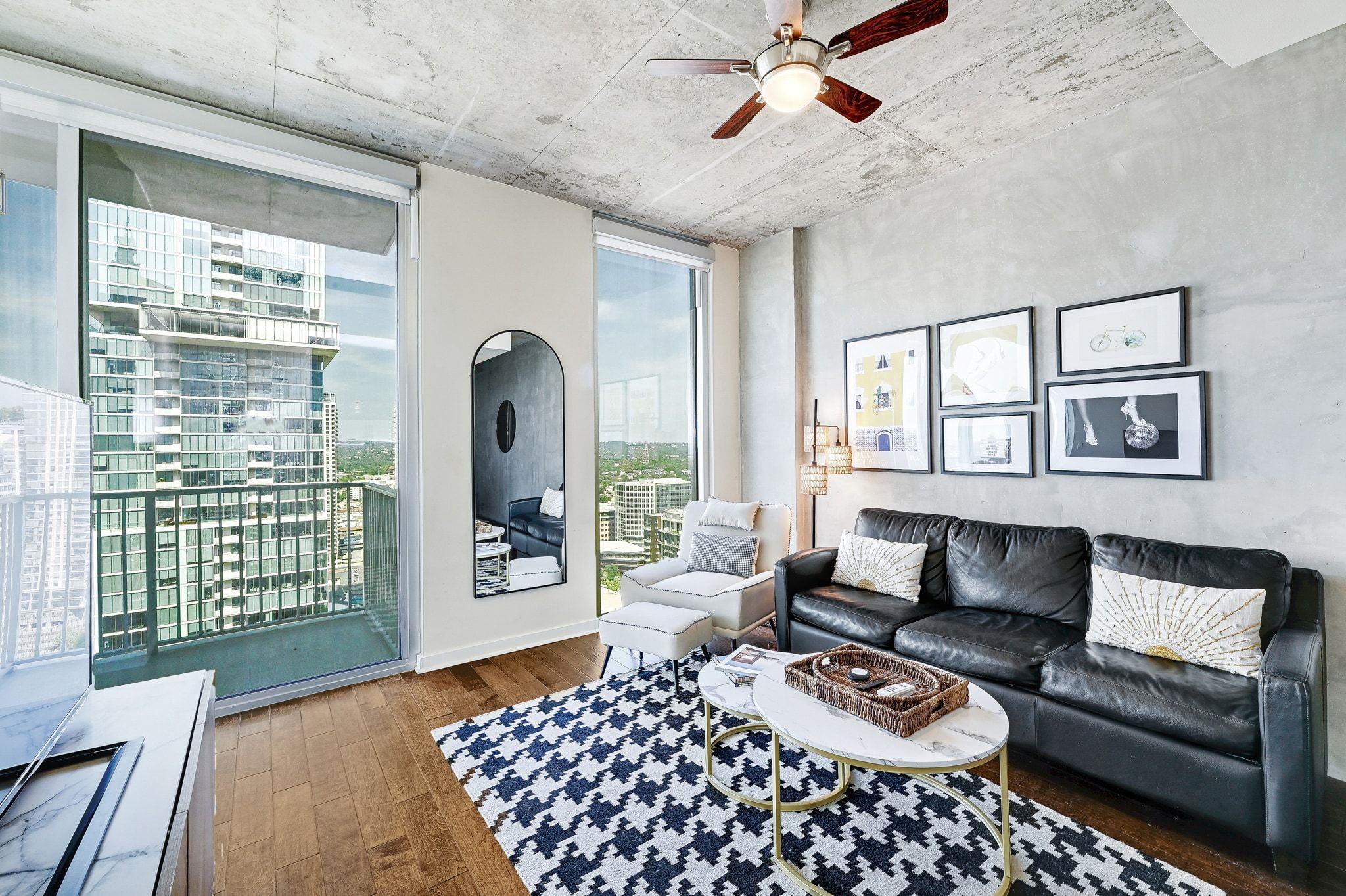 360 Nueces ST # 2808