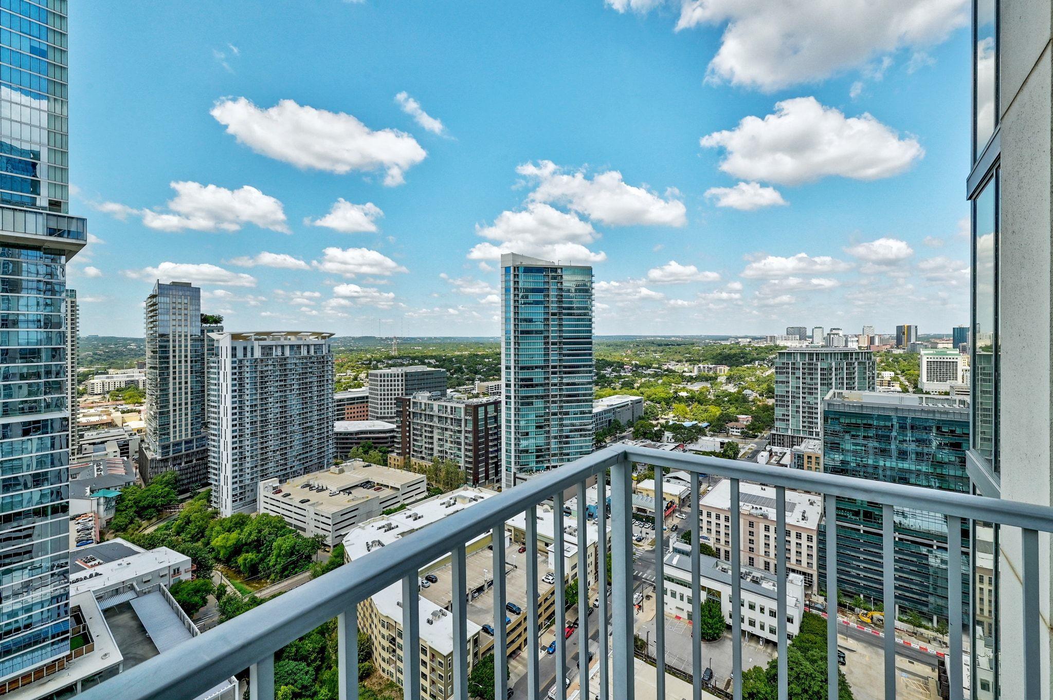 360 Nueces ST # 2808