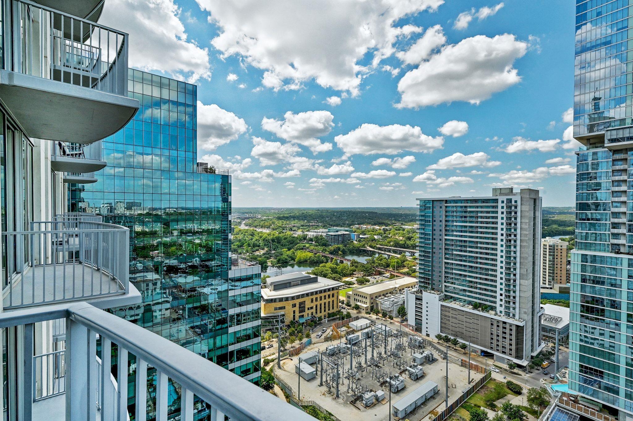 360 Nueces ST # 2808