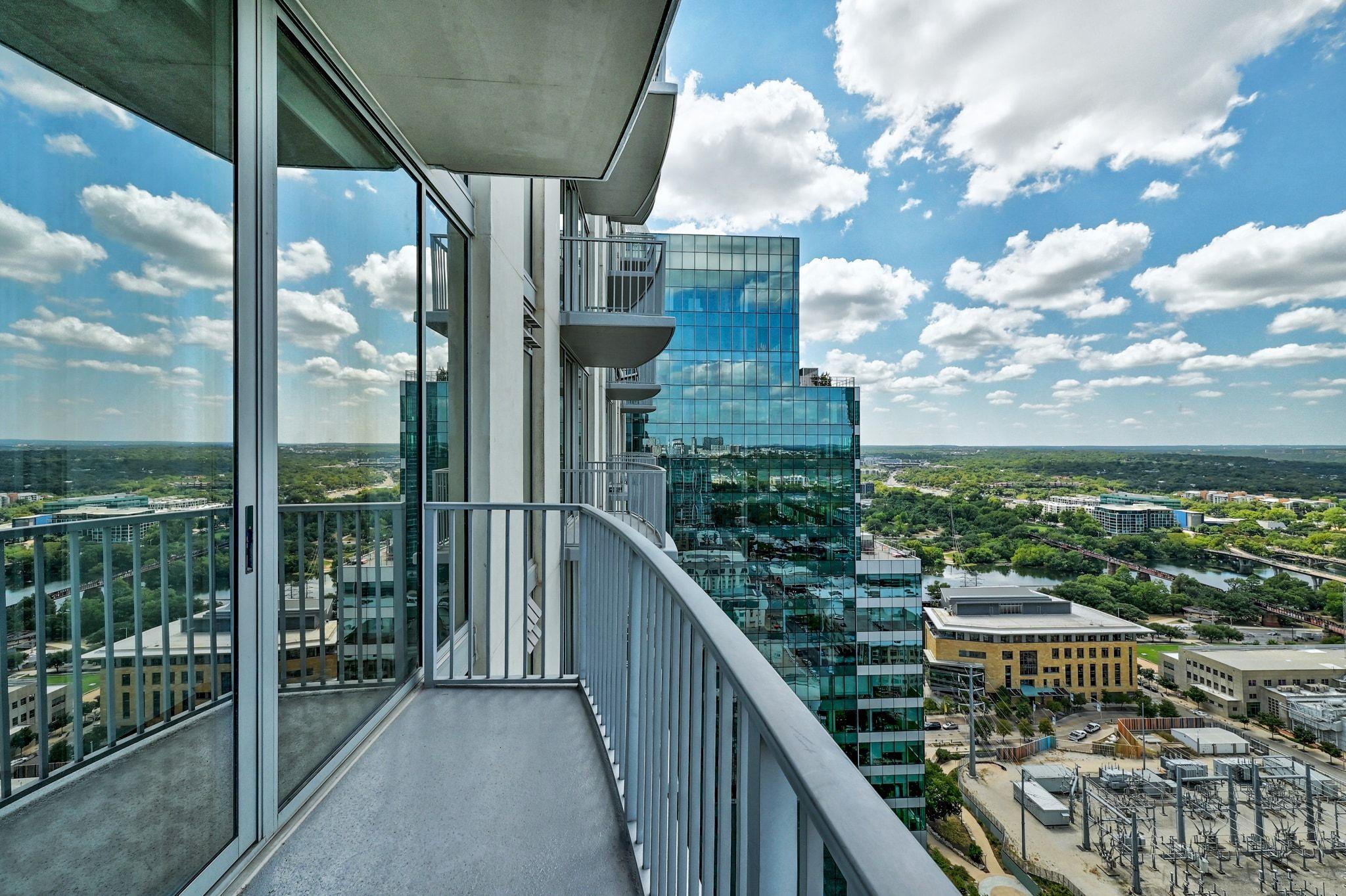 360 Nueces ST # 2808