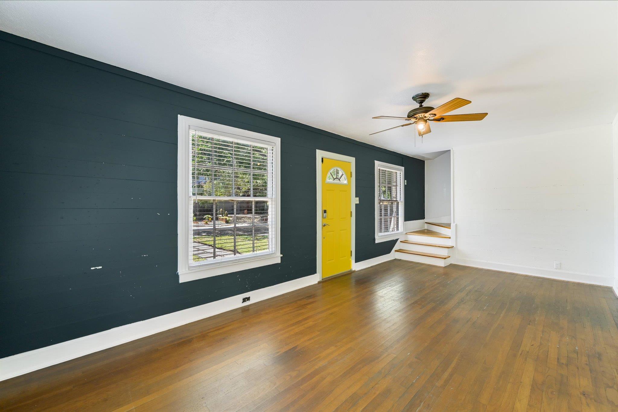 901 Jessie ST