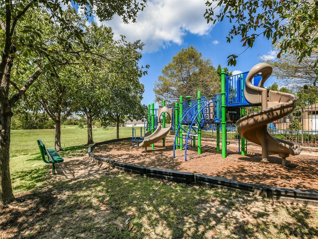 5813 Medicine Creek DR