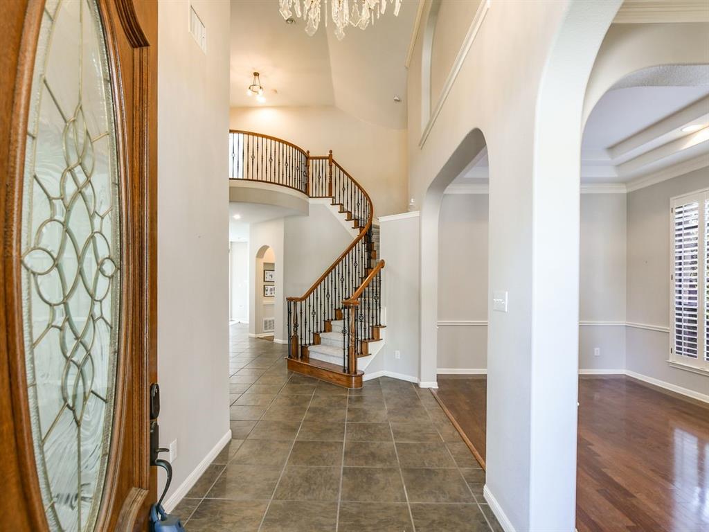 5813 Medicine Creek DR