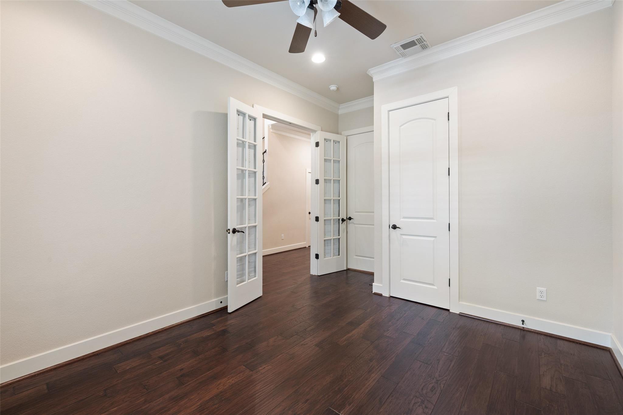 1036 Liberty Park DR Unit: 401/4A