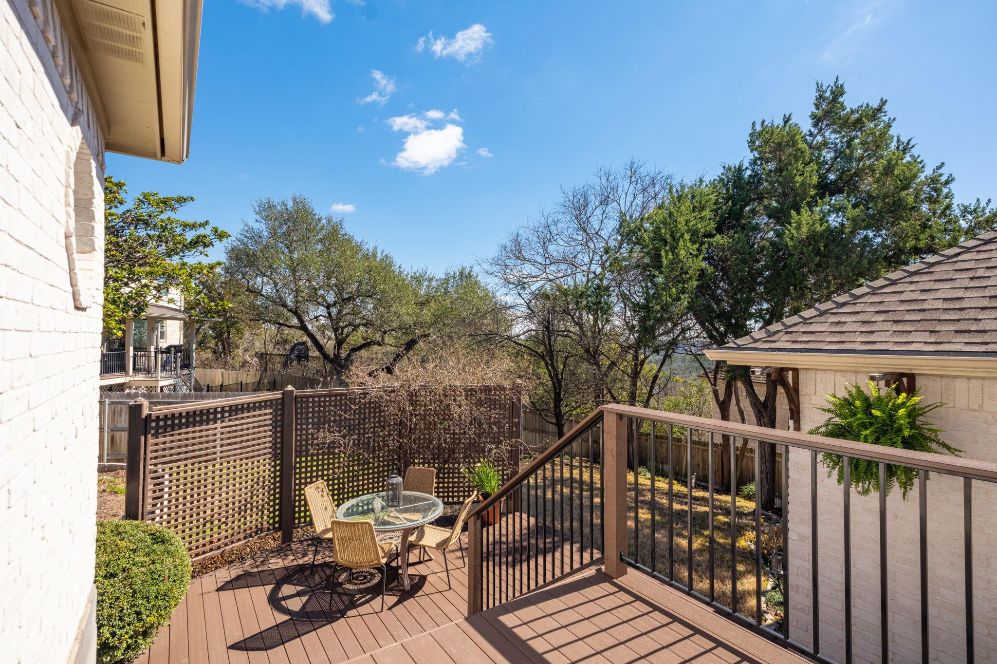 8125 Bottlebrush DR