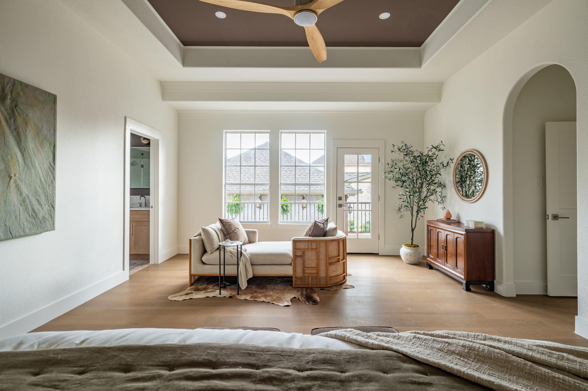 8125 Bottlebrush DR