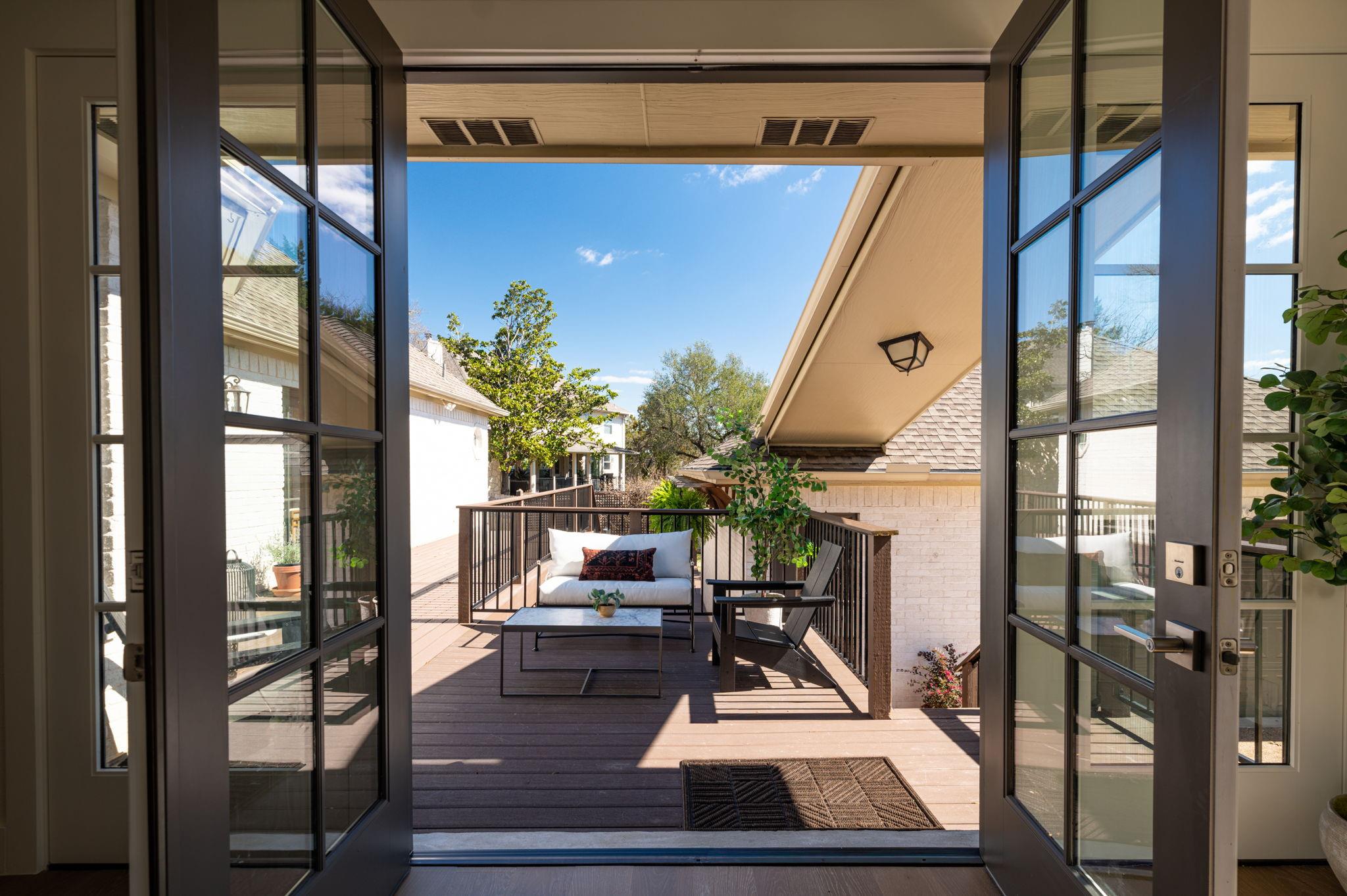 8125 Bottlebrush DR