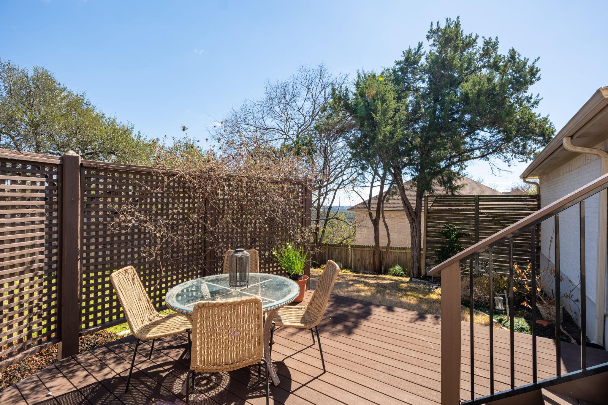 8125 Bottlebrush DR