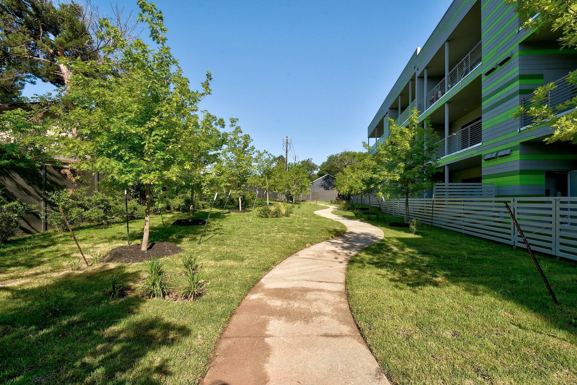 4004 Banister LN # 211