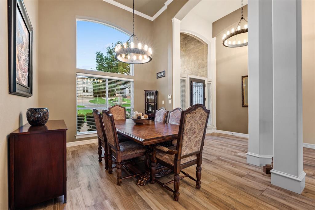 219 CLUBHOUSE DR