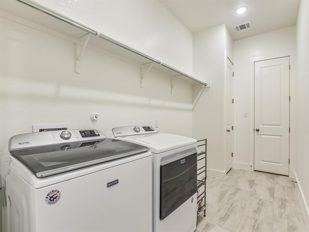 237 Rocky Spot DR