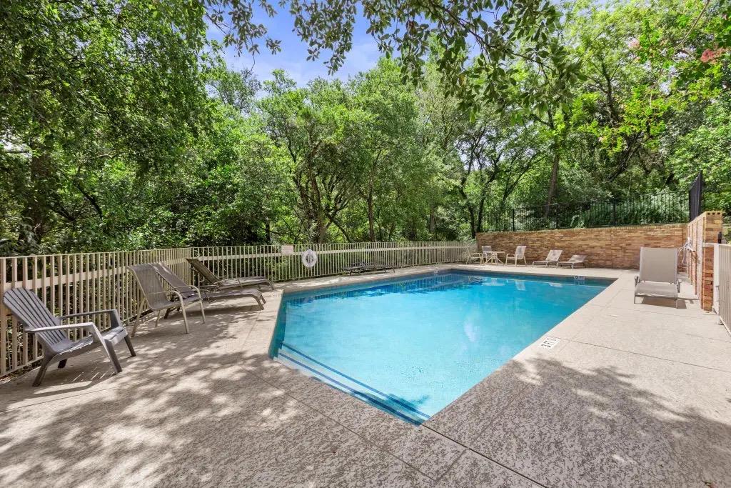 3845 Ranch Road 2222 # T2