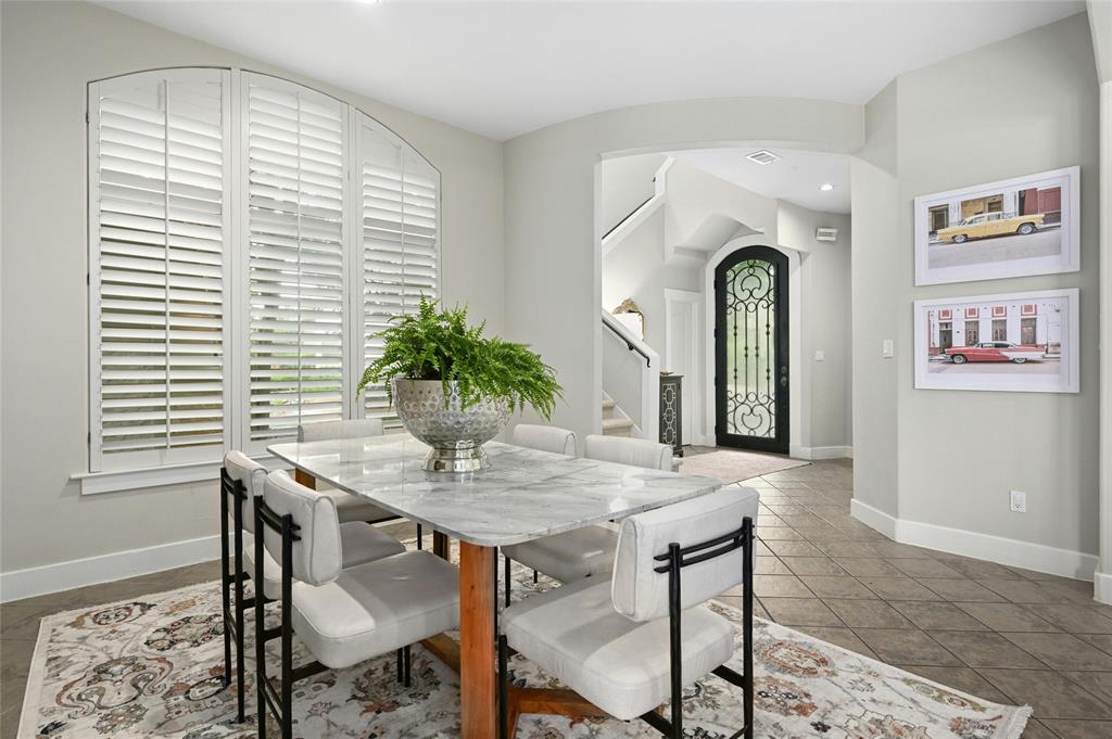 2800 Waymaker WAY # 20