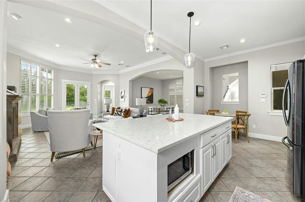 2800 Waymaker WAY # 20