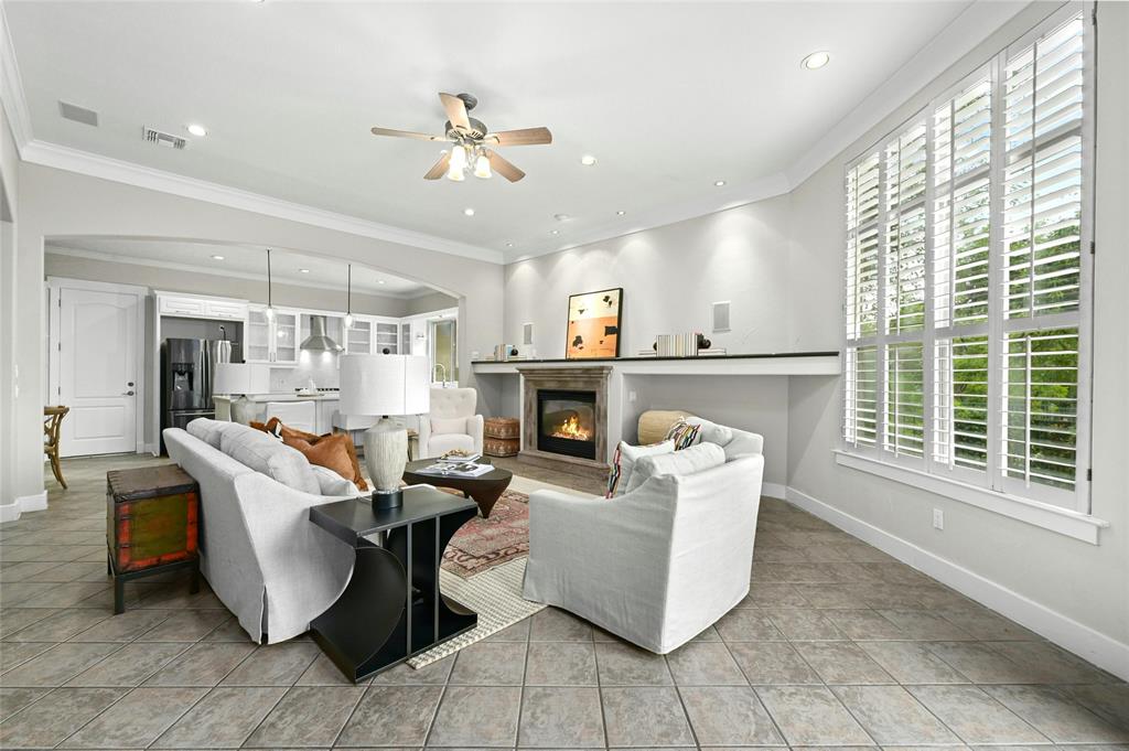 2800 Waymaker WAY # 20