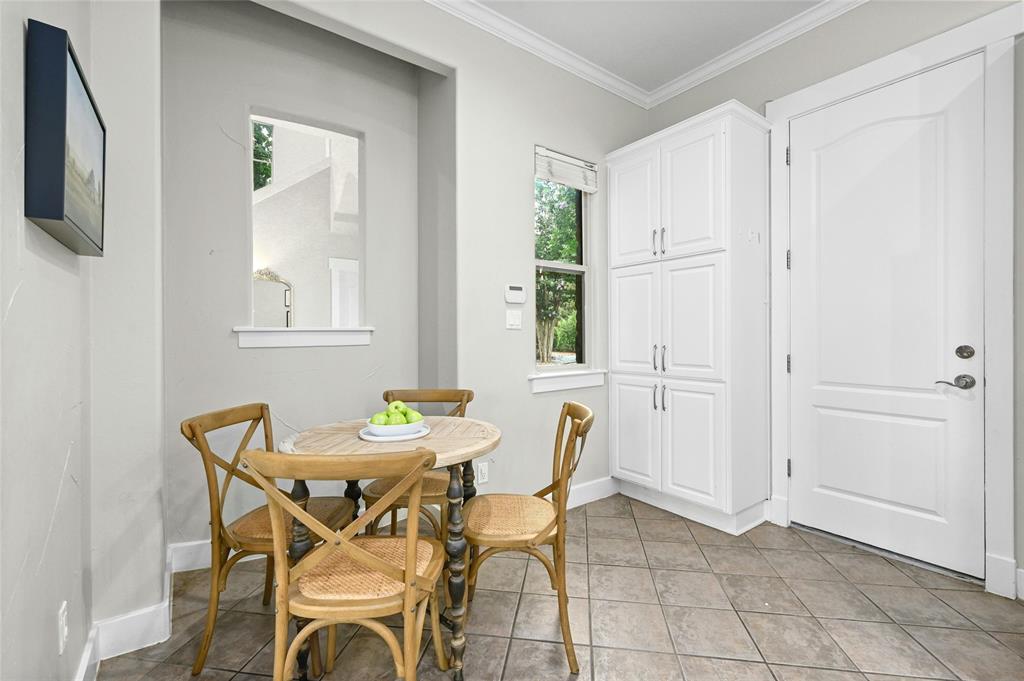 2800 Waymaker WAY # 20