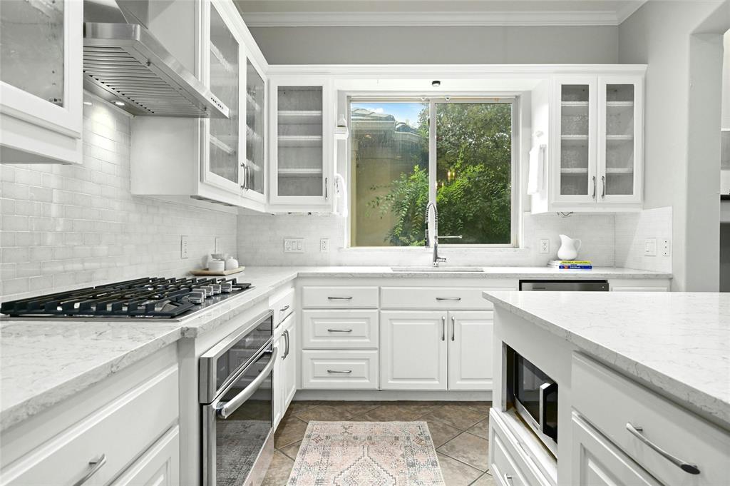 2800 Waymaker WAY # 20